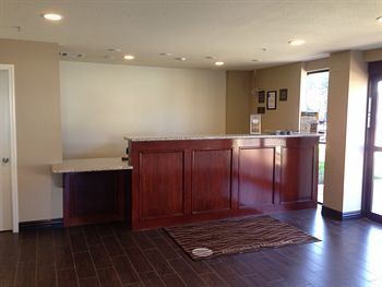 Avisa Downtown 3* Morro Bay